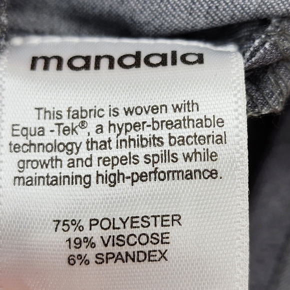 Mandala Women's Gray 6 Pocket Top - Picture 6 of 8